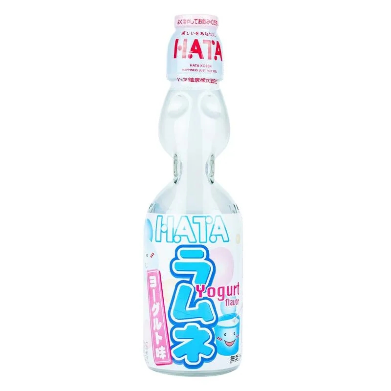 Hata Ramune Yoghurt tilbyr en herlig kombinasjon av forfriskende ramune-brus og kremet yoghurtsmak som gir en unik og deilig drikkeopplevelse.