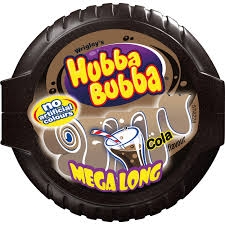 En forfriskende og boblende tyggegummi med den klassiske smaken av cola. Hubba Bubba tilbyr en smakfull opplevelse som bringer frem smaken av den populære brusen, perfekt for de som elsker colasmak i form av tyggegummi.